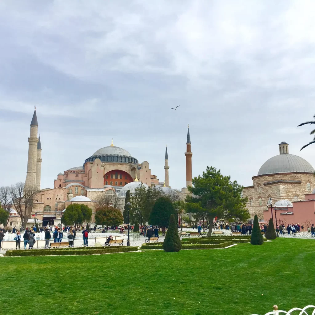 Istanbul vos travel 2 (1) (1)