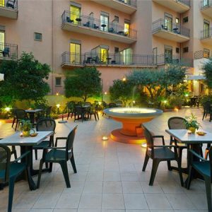 Hotel Ascot 4* Sorento Italija lokacija preporuka VOSa