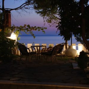 Vila Papaikonomu I Potos Tasos Grčka na plaži