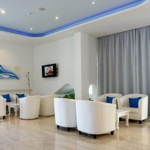 Anonymous Beach 96687