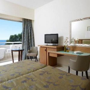 Hotel Atlantica Miramare Beach 4*, Limasol, Kipar, Hotel na plaži