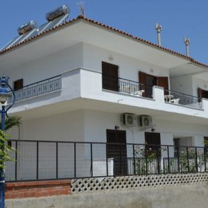 Vila hrisula, Polihrono, Grčka