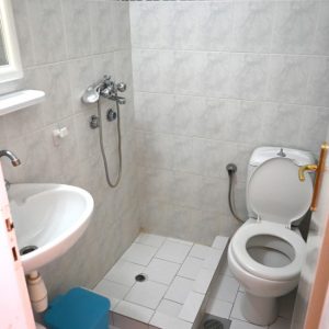 Vila kapolos ex vergina edipsos, Evija Grčka