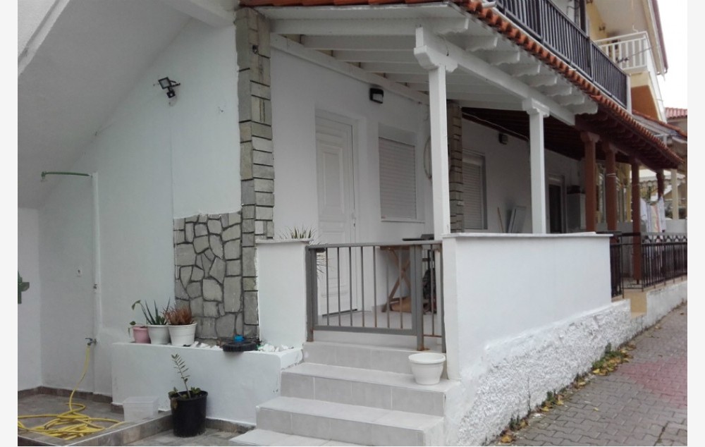 Vila mihail, Polihrono, Grčka