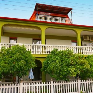 Vila orange house, Vrasna, Grčka