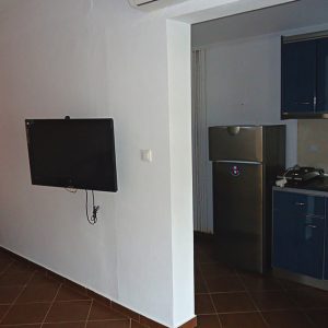 Vila Akis, Sarti, Nadomak plaze