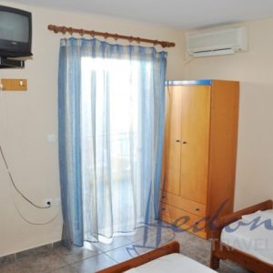Vila Kiriakis, Sarti, Grčka