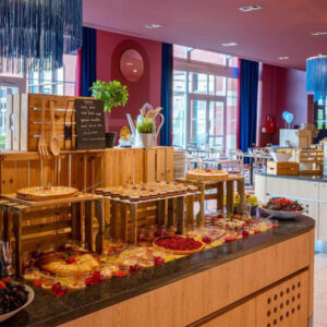 GRAND MAGIC HOTEL